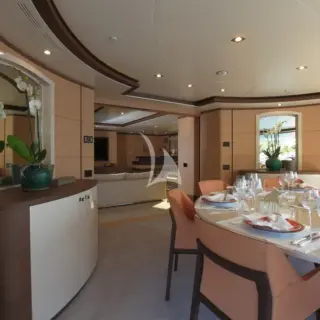 Upper deck - dining