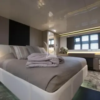 master cabin