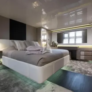 master cabin
