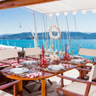 Outside dinning