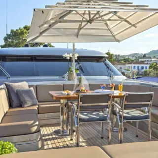 bow private space b