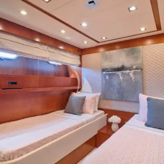 Twin cabin