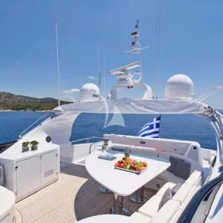 Sun deck