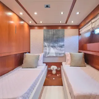 Twin cabin