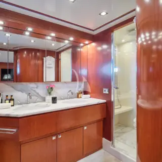 Master cabin bathroom