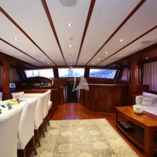 Salon II