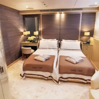 Double Cabin