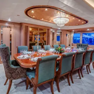 FORMAL DINING