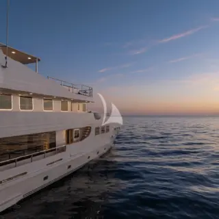 R23 Exterior