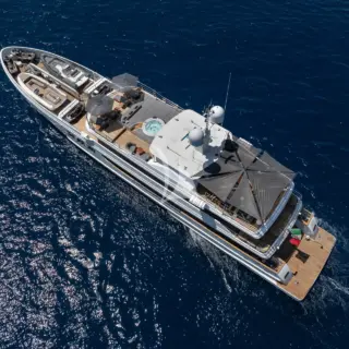 R23 Exterior