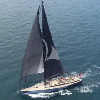 WALLY ONE - Exterior