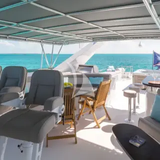 Flybridge and Upper Pilot House