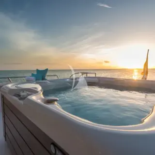 Jacuzzi