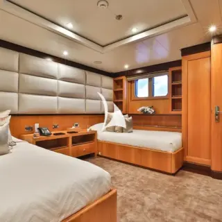 Lower deck twin cabin