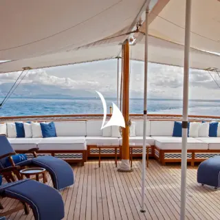 MALAHNE - Upper deck aft