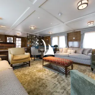 MALAHNE - Main deck salon