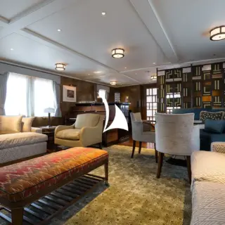 Main deck salon