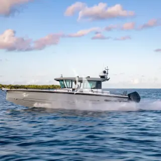 Axopar 8.6m tender