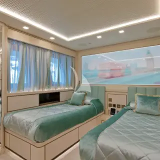 Guest Cabin "London"