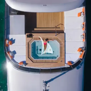 sun deck jacuzzi