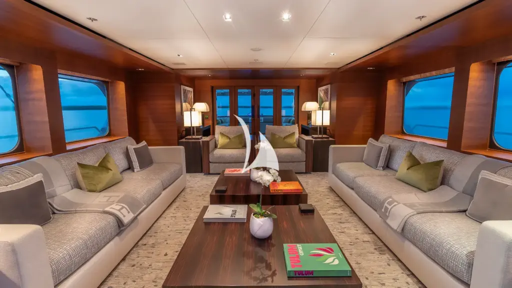 ODESSA - Main saloon