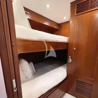 Bunk Stateroom (Bottom bunk is a full size bed)