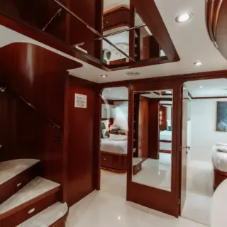 BEACHFRONT - Image 7