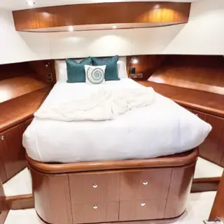 VIP Stateroom Queen