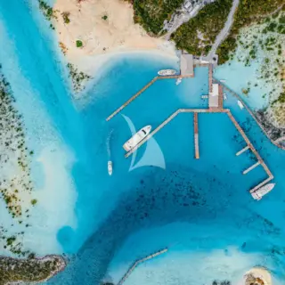 BEACHFRONT - Image 23