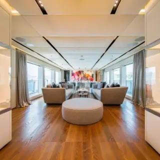 Main Deck - Salon
