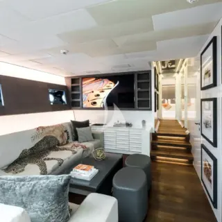 Sky Lounge