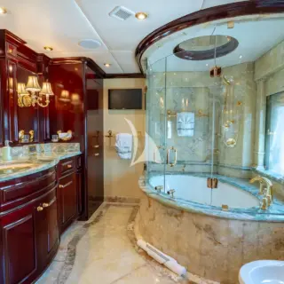 Master Ensuite