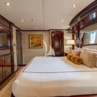 MISS CHRISTINE - Guest Stateroom