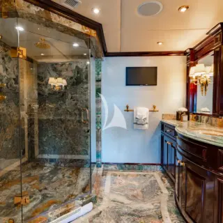 Master Ensuite