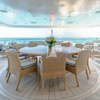Al fresco Dining