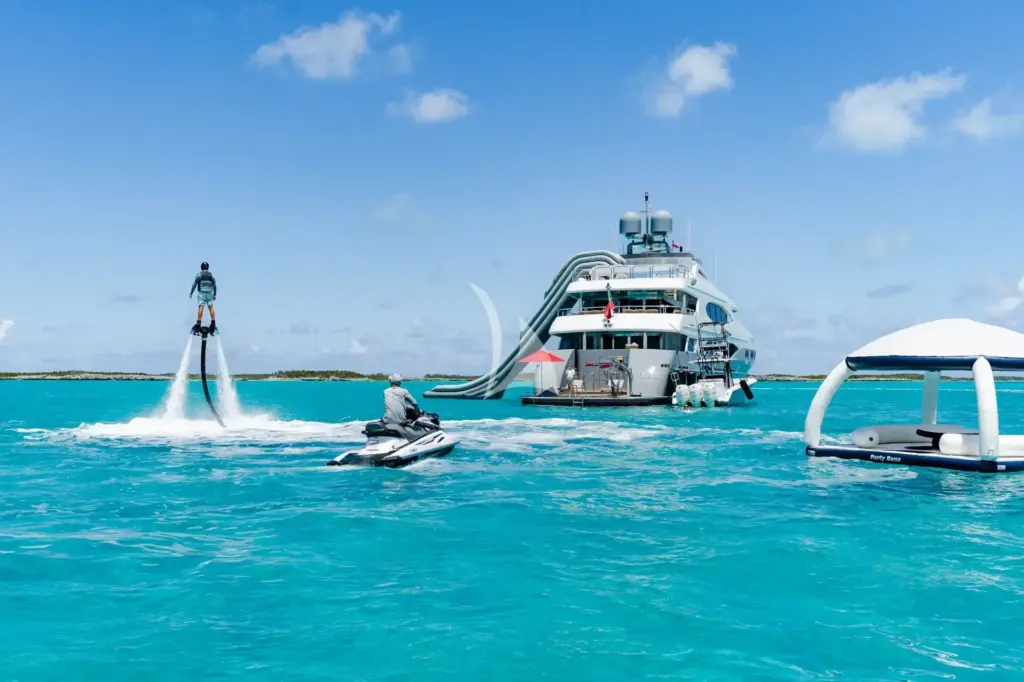 ZOOM ZOOM ZOOM - ZOOM toys