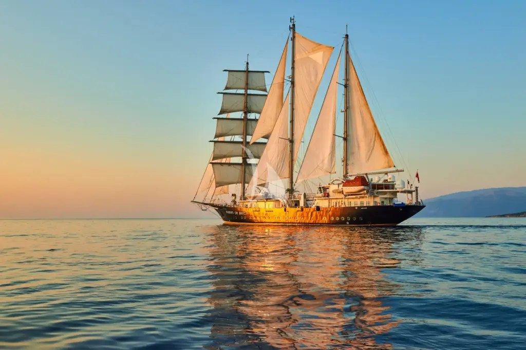 RUNNING ON WAVES - Image 4