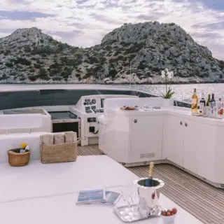 THIS IS MINE - Sundeck