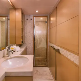 Master cabin bathroom