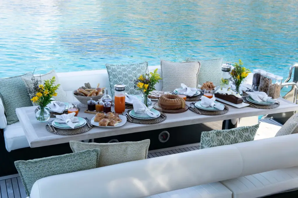 SEAS THE DAY - Aft Deck
