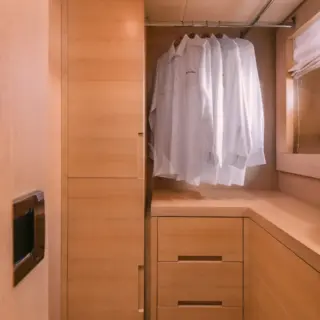 Master cabin walk-in closet