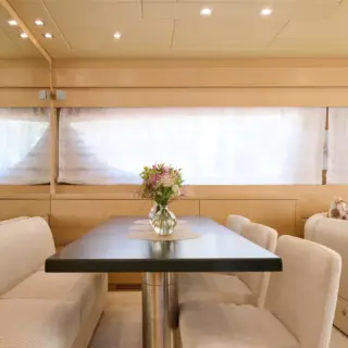 SEAS THE DAY - Dinning Area