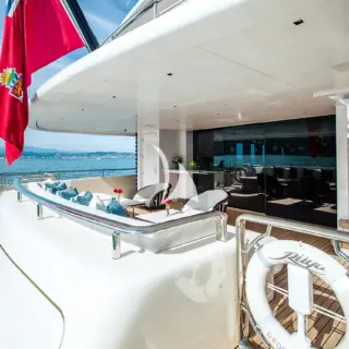 Main deck