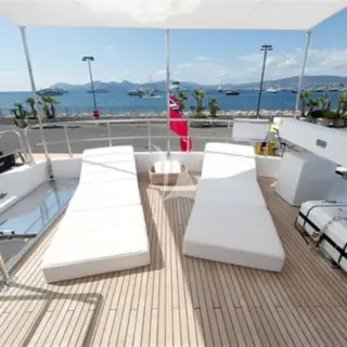 Flybridge sun pads