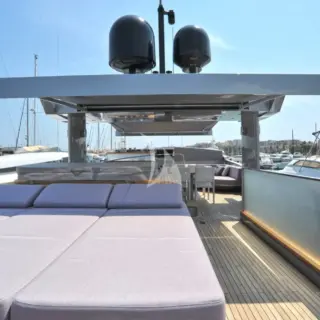 sunbeds