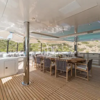 Upper deck aft