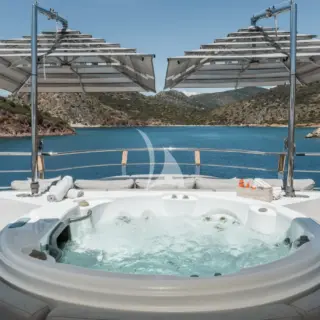 Jacuzzi