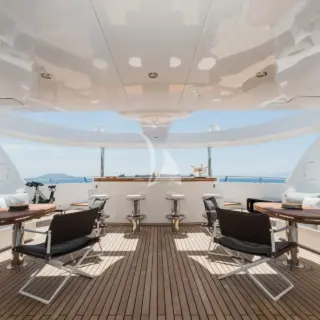 Sundeck seating and bar