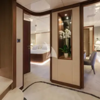 Lower deck