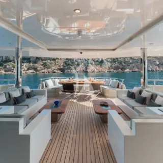 Main aft deck